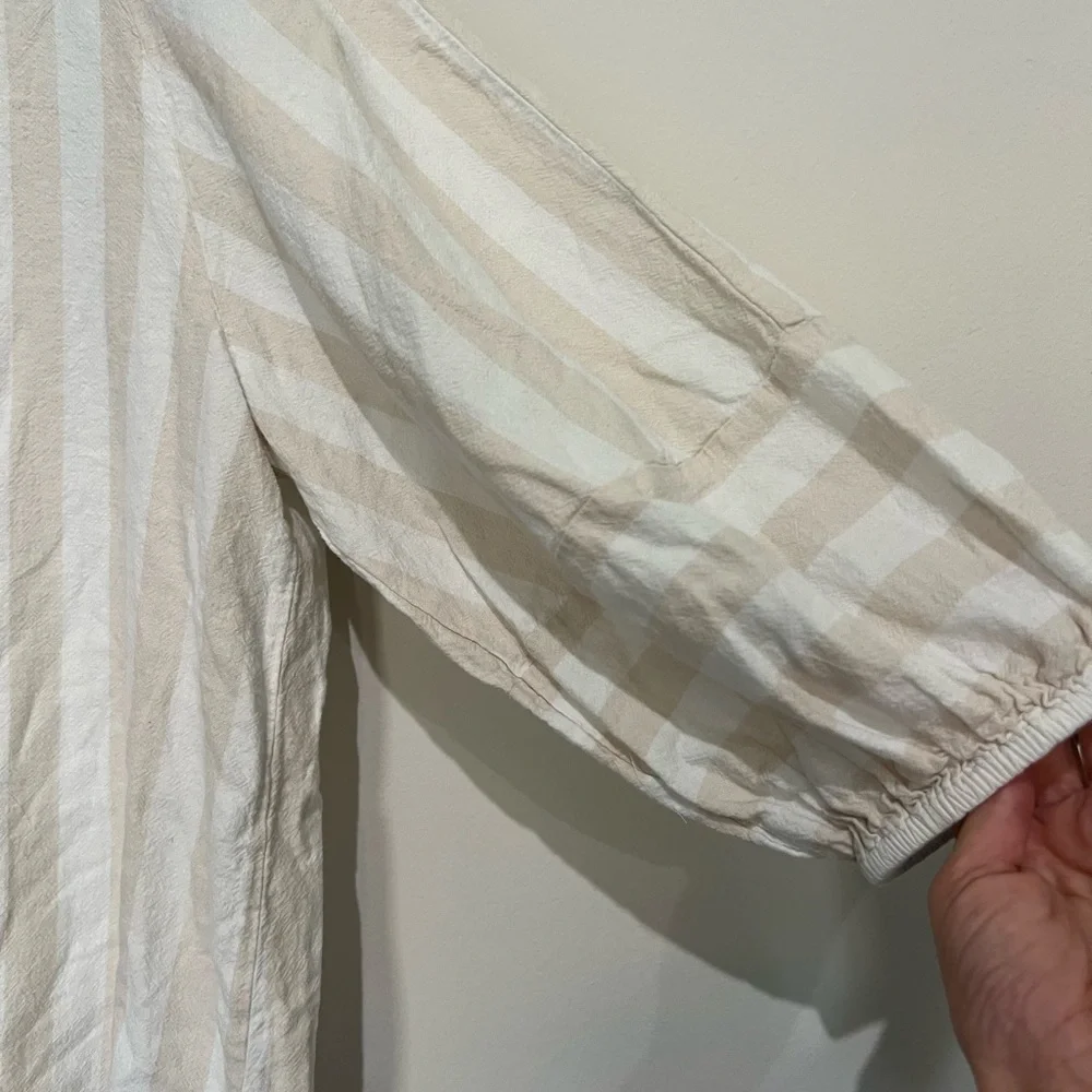 Effortless Coastal Linen Top – Cream Cabana Stripes, M LOFT - Picture 2 of 5